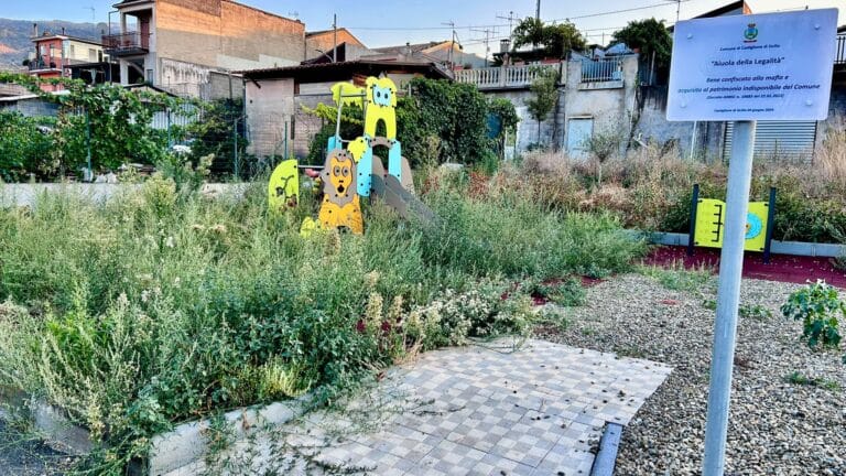 aiuola della legalità