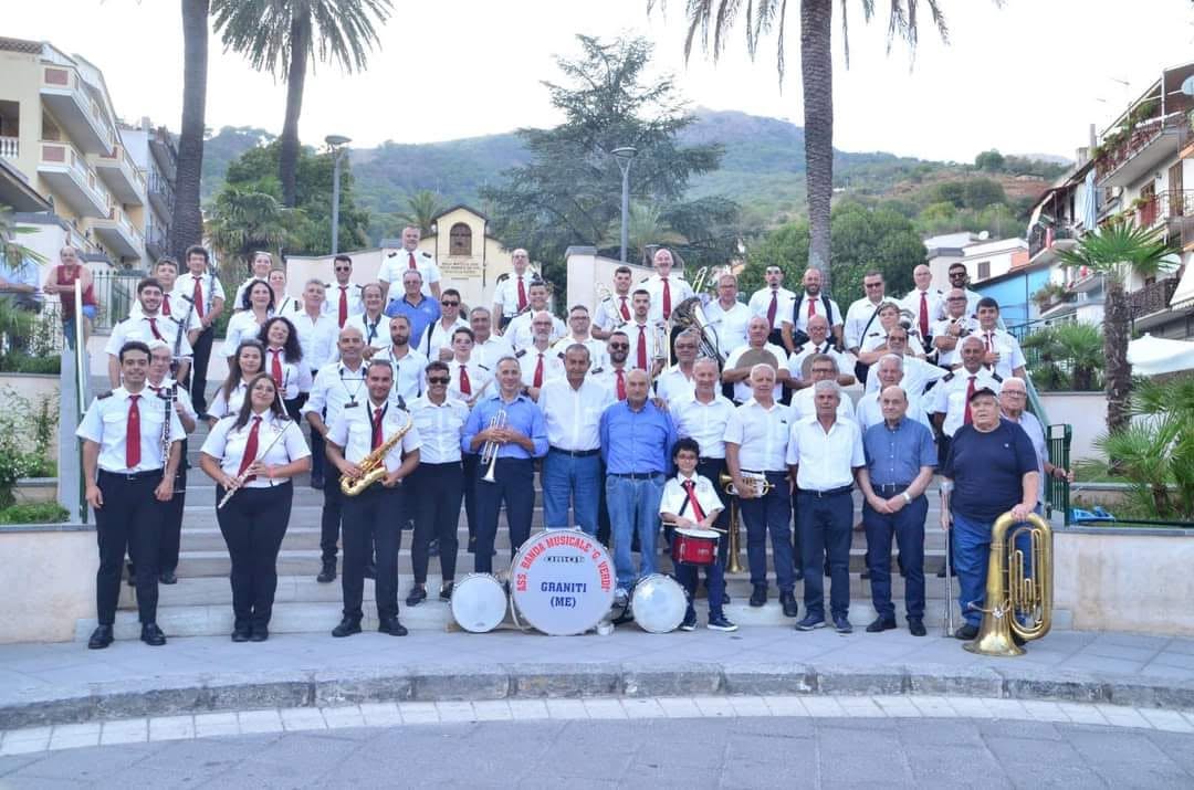 Banda verdi graniti